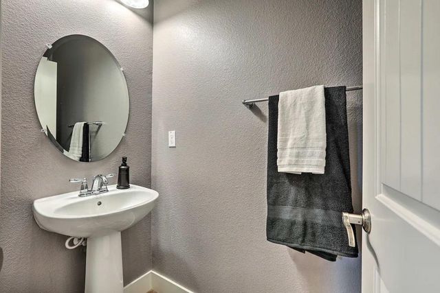 4120 Ice House Way, Roseville, CA 95747