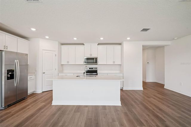 851 SUNSHOWER DRIVE, Haines City, FL 33844