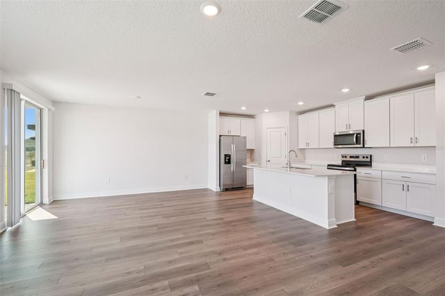 851 SUNSHOWER DRIVE, Haines City, FL 33844