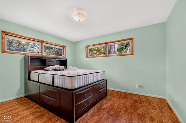 289 W County Line, Greenwood, IN 46142