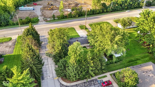 289 W County Line, Greenwood, IN 46142