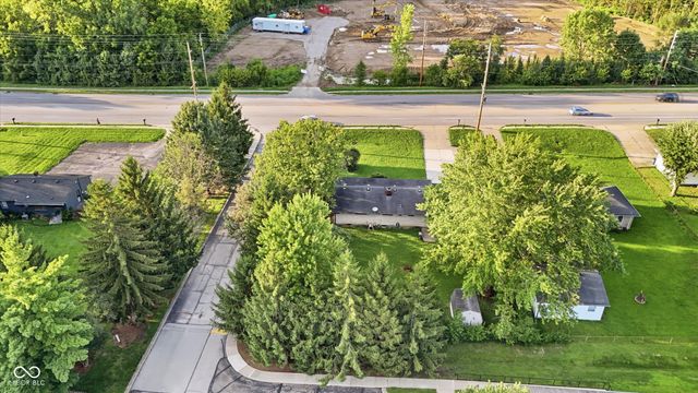 289 W County Line, Greenwood, IN 46142