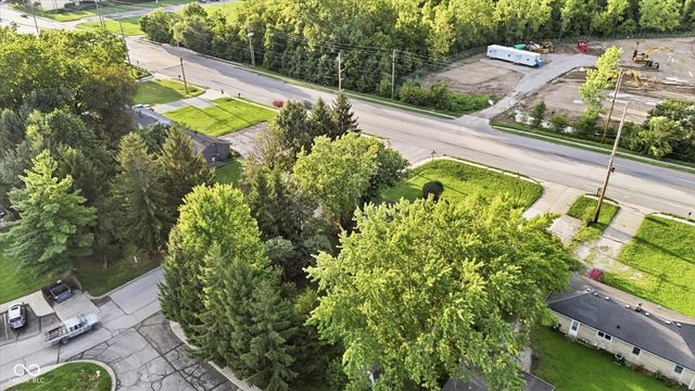 289 W County Line, Greenwood, IN 46142
