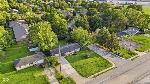 289 W County Line, Greenwood, IN 46142