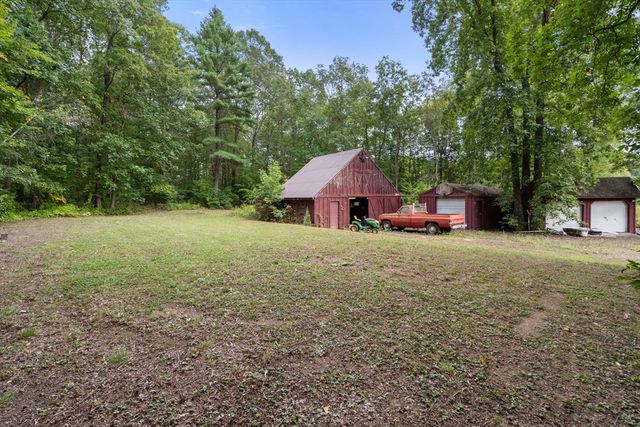 244 Mendon St, Blackstone, MA 01504