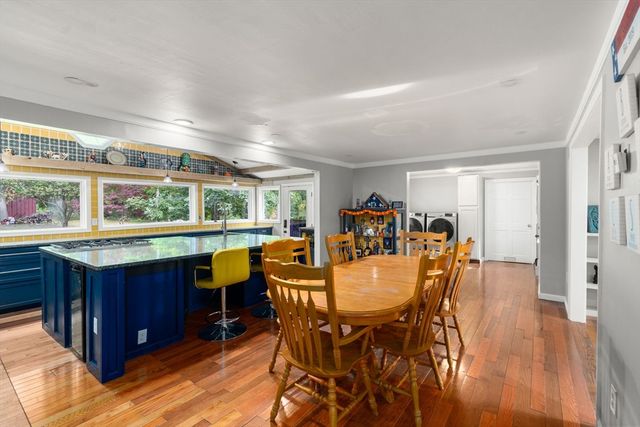 244 Mendon St, Blackstone, MA 01504