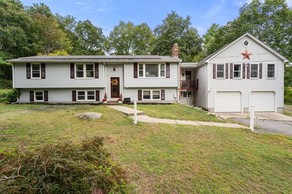 244 Mendon St, Blackstone, MA 01504