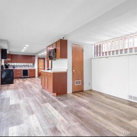 12215 Spanish Boulevard, St Louis, MO 63138