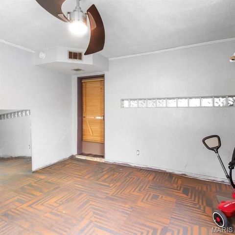 12215 Spanish Boulevard, St Louis, MO 63138