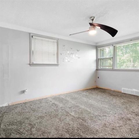 12215 Spanish Boulevard, St Louis, MO 63138