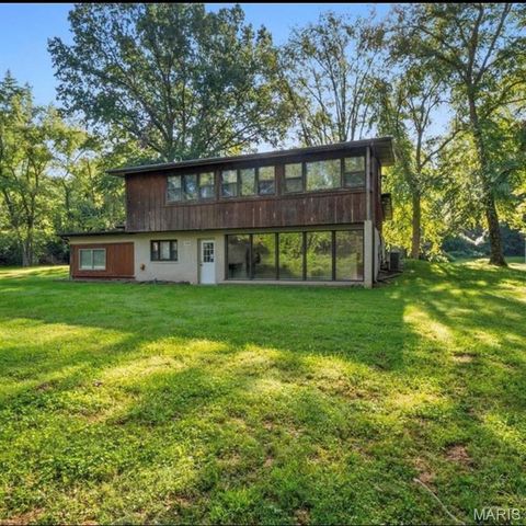 12215 Spanish Boulevard, St Louis, MO 63138