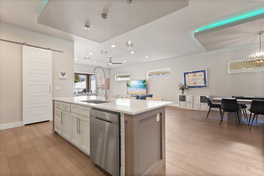 Image 15 of property listing at 1649 HARMON AVENUE, Winter Park, FL 32789