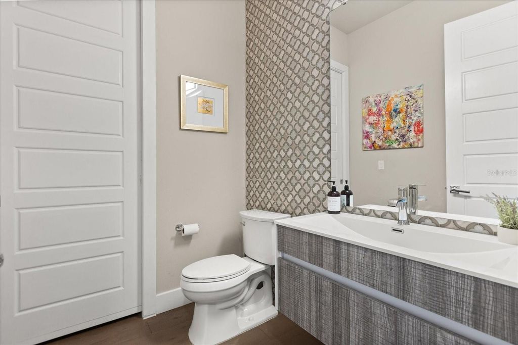 Image 37 of property listing at 1649 HARMON AVENUE, Winter Park, FL 32789