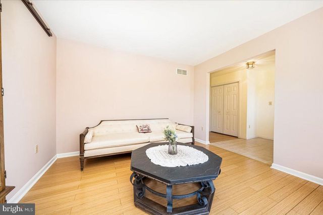 1570 WOOD VILLA DR, Westminster, MD 21157