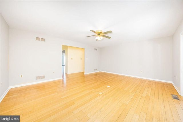 1570 WOOD VILLA DR, Westminster, MD 21157