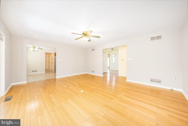 1570 WOOD VILLA DR, Westminster, MD 21157
