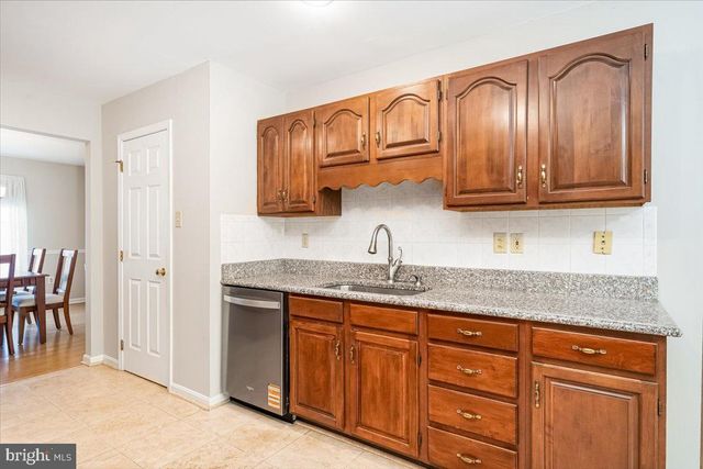 1570 WOOD VILLA DR, Westminster, MD 21157