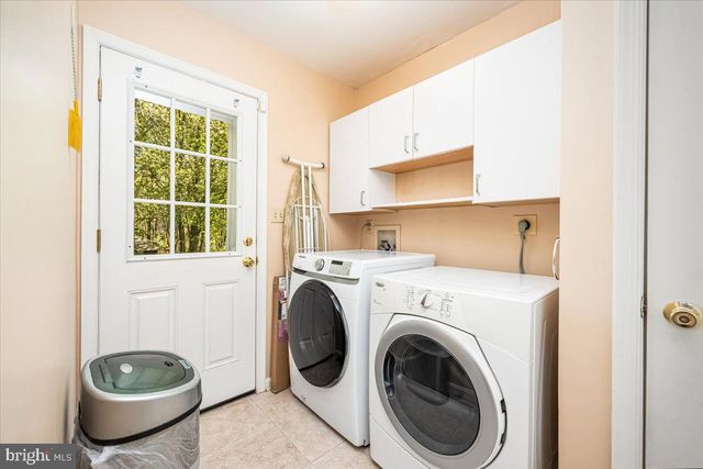 1570 WOOD VILLA DR, Westminster, MD 21157