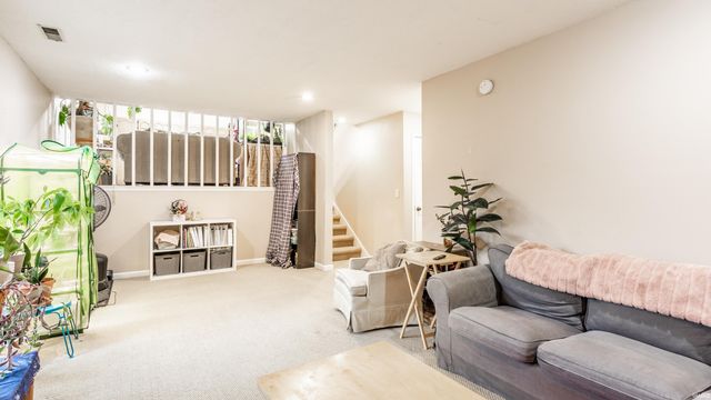 4313 E Chadwick Court, Bloomington, IN 47401