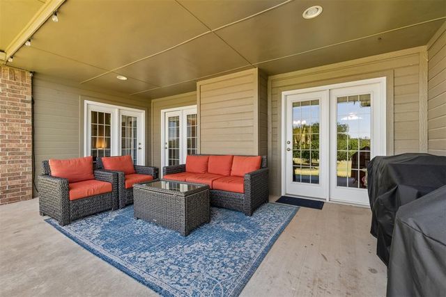 1609 Willow Road, Blanchard, OK 73010