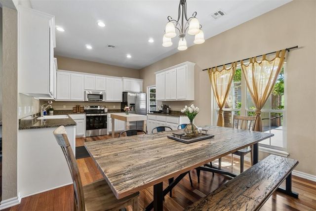 1609 Willow Road, Blanchard, OK 73010