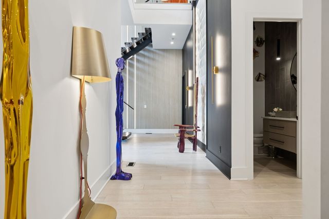 3916 Harding Pl, Nashville, TN 37215