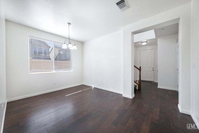 8315 Bantam Street, Bakersfield, CA 93311