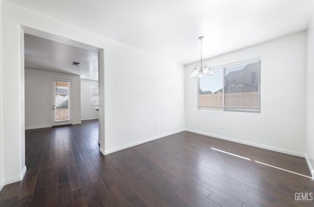 8315 Bantam Street, Bakersfield, CA 93311