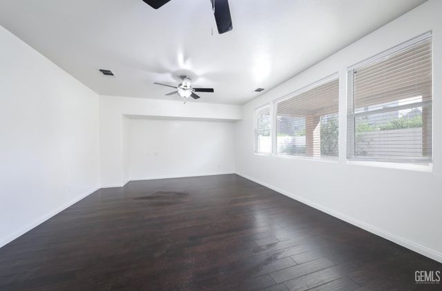 8315 Bantam Street, Bakersfield, CA 93311