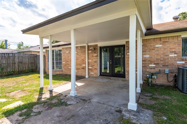 638 Bright Penny Lane, Houston, TX 77015