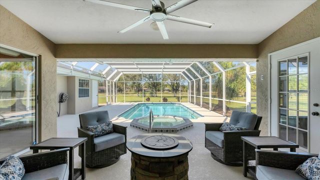 6314 GLEN ABBEY LANE, Bradenton, FL 34202