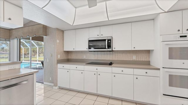 6314 GLEN ABBEY LANE, Bradenton, FL 34202