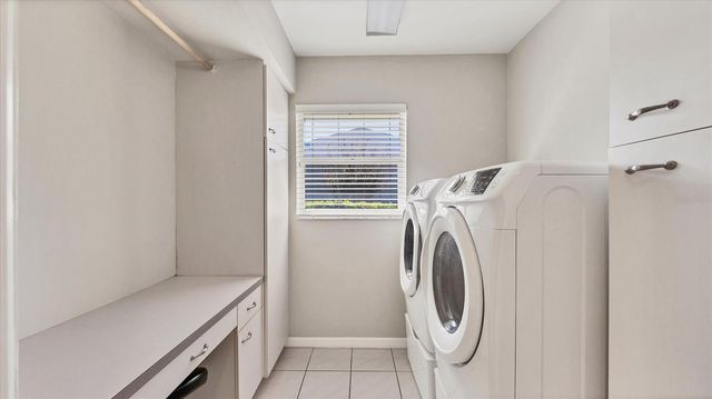 6314 GLEN ABBEY LANE, Bradenton, FL 34202