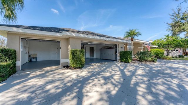 6314 GLEN ABBEY LANE, Bradenton, FL 34202