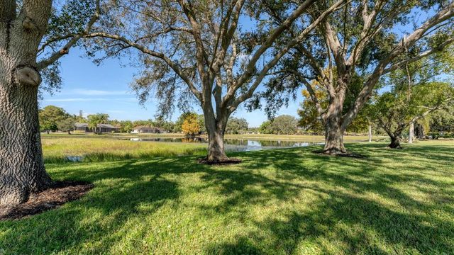 6314 GLEN ABBEY LANE, Bradenton, FL 34202