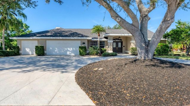 6314 GLEN ABBEY LANE, Bradenton, FL 34202