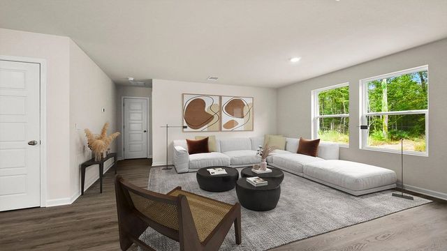 7954 ROYSTER CREEK DR E, Millington, TN 38053