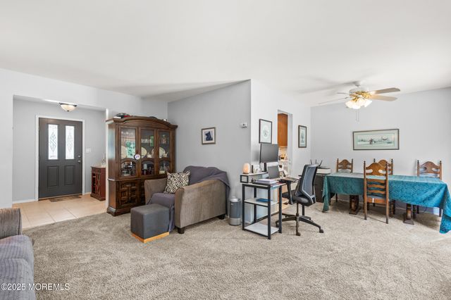 7 Lamp Post Court, Howell, NJ 07731