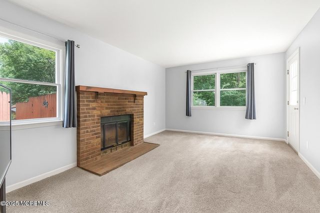 7 Lamp Post Court, Howell, NJ 07731