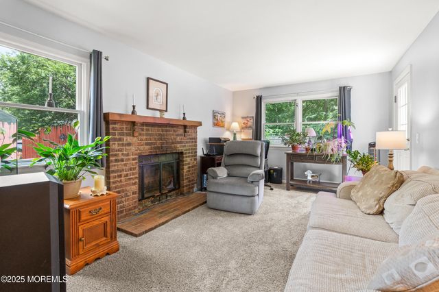 7 Lamp Post Court, Howell, NJ 07731