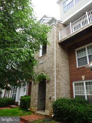 329 PRETTYMAN DR #C, Rockville, MD 20850