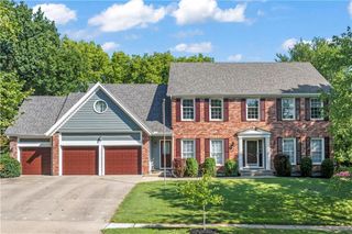 10438 W 125th Terrace, Overland Park, KS 66213