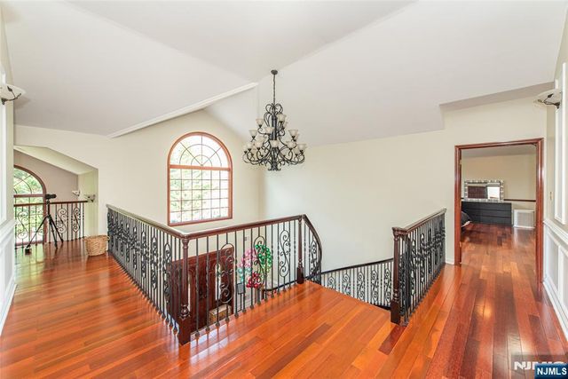 35 Waughaw Road, Montville Township, NJ 07082