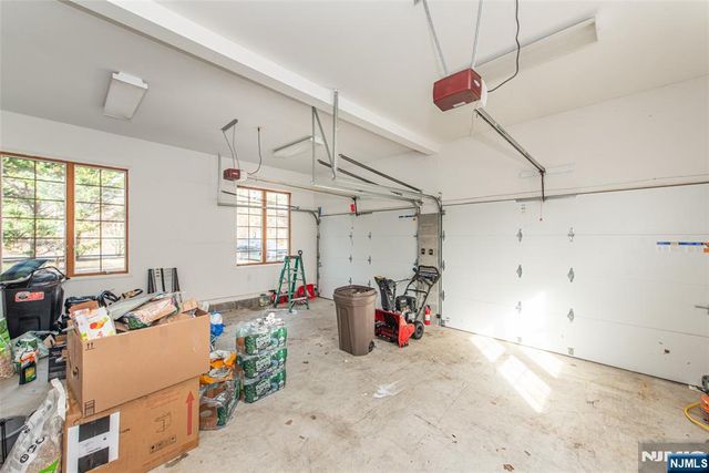 35 Waughaw Road, Montville Township, NJ 07082