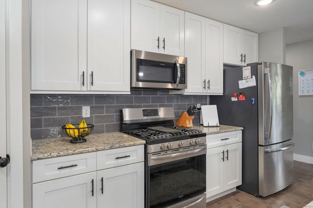 4411 Florence Avenue, Ozark, MO 65721