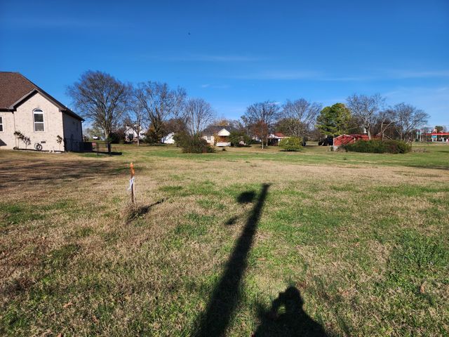 254 Mark Cir, Gallatin, TN 37066