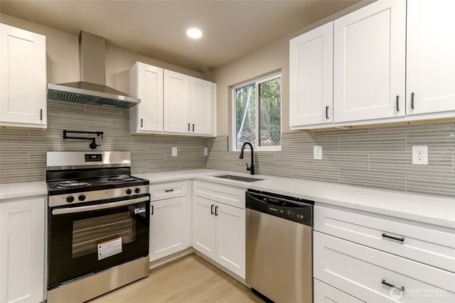 14410 Goodrich Drive NW, Gig Harbor, WA 98329