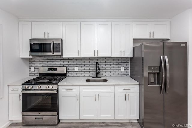 300 Highland Avenue 5, Peekskill, NY 10566