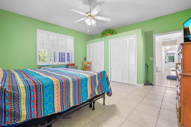 536 NW Cortina Lane, Port St Lucie, FL 34986