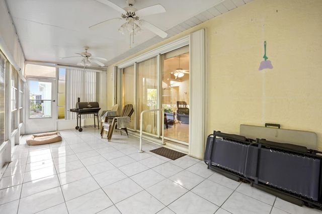 536 NW Cortina Lane, Port St Lucie, FL 34986